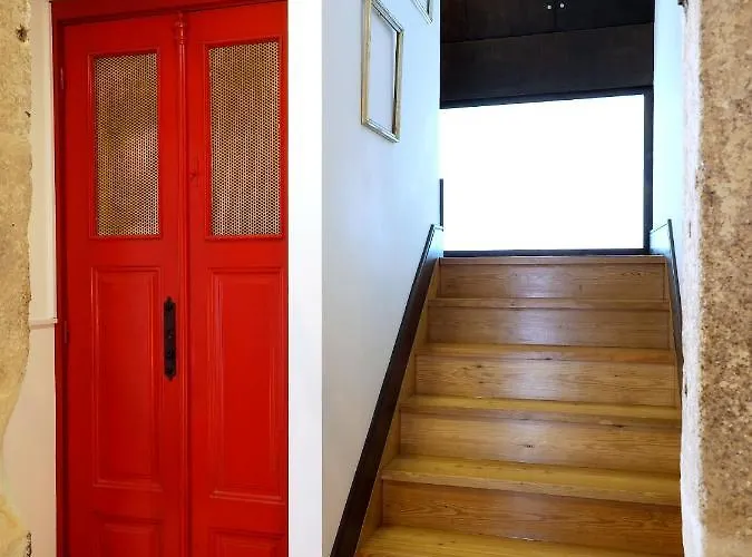 Framer's House - Authentic Downtown