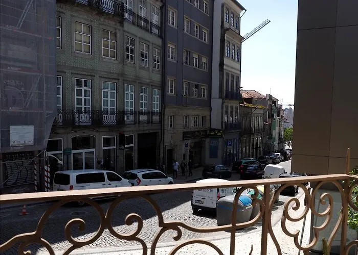 Framer's House - Authentic Downtown Apartman *